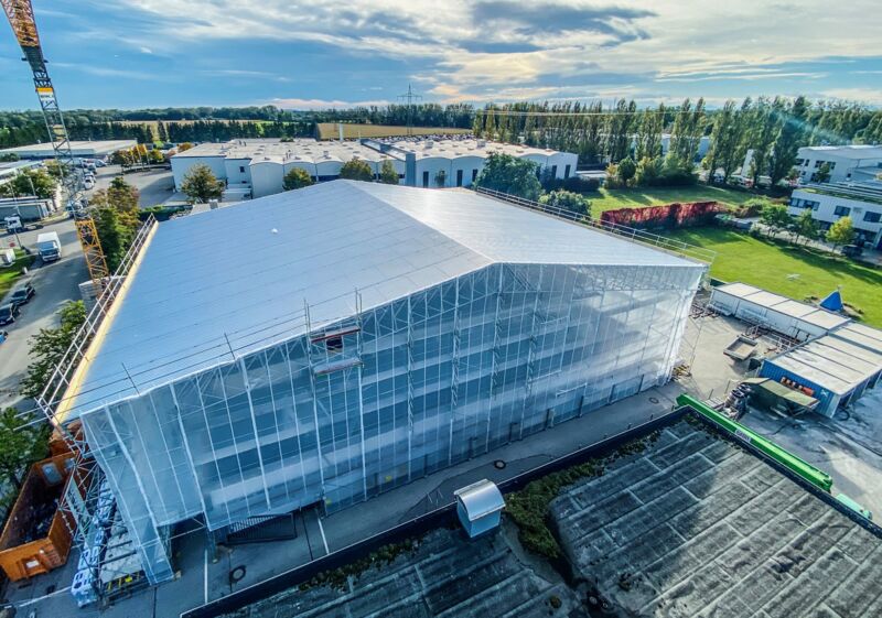 MULTI-ROOF Wetterschutzdach ohne Verankerung für Kita
